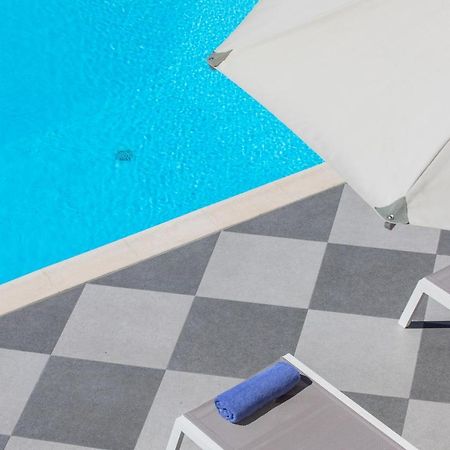 לואורדטה Garbis Villas & Apartments מראה חיצוני תמונה