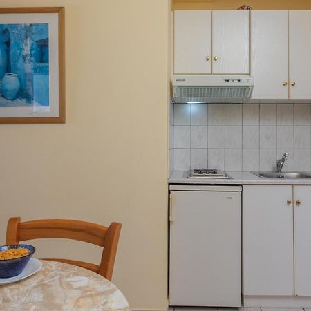 לואורדטה Garbis Villas & Apartments מראה חיצוני תמונה