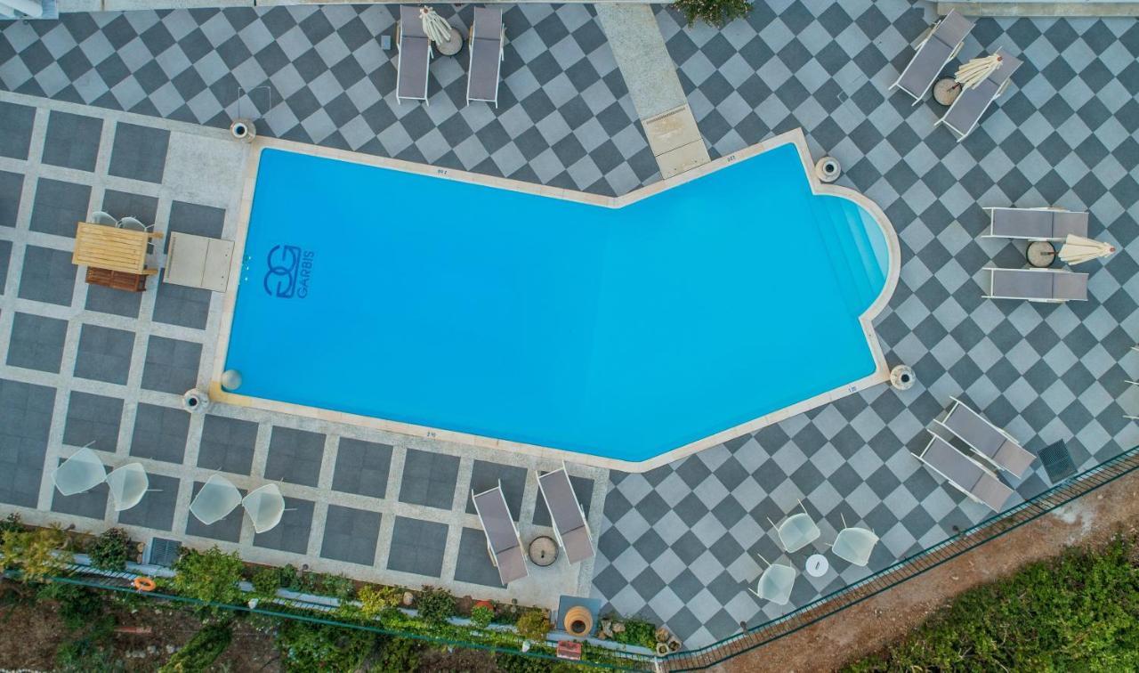 לואורדטה Garbis Villas & Apartments מראה חיצוני תמונה