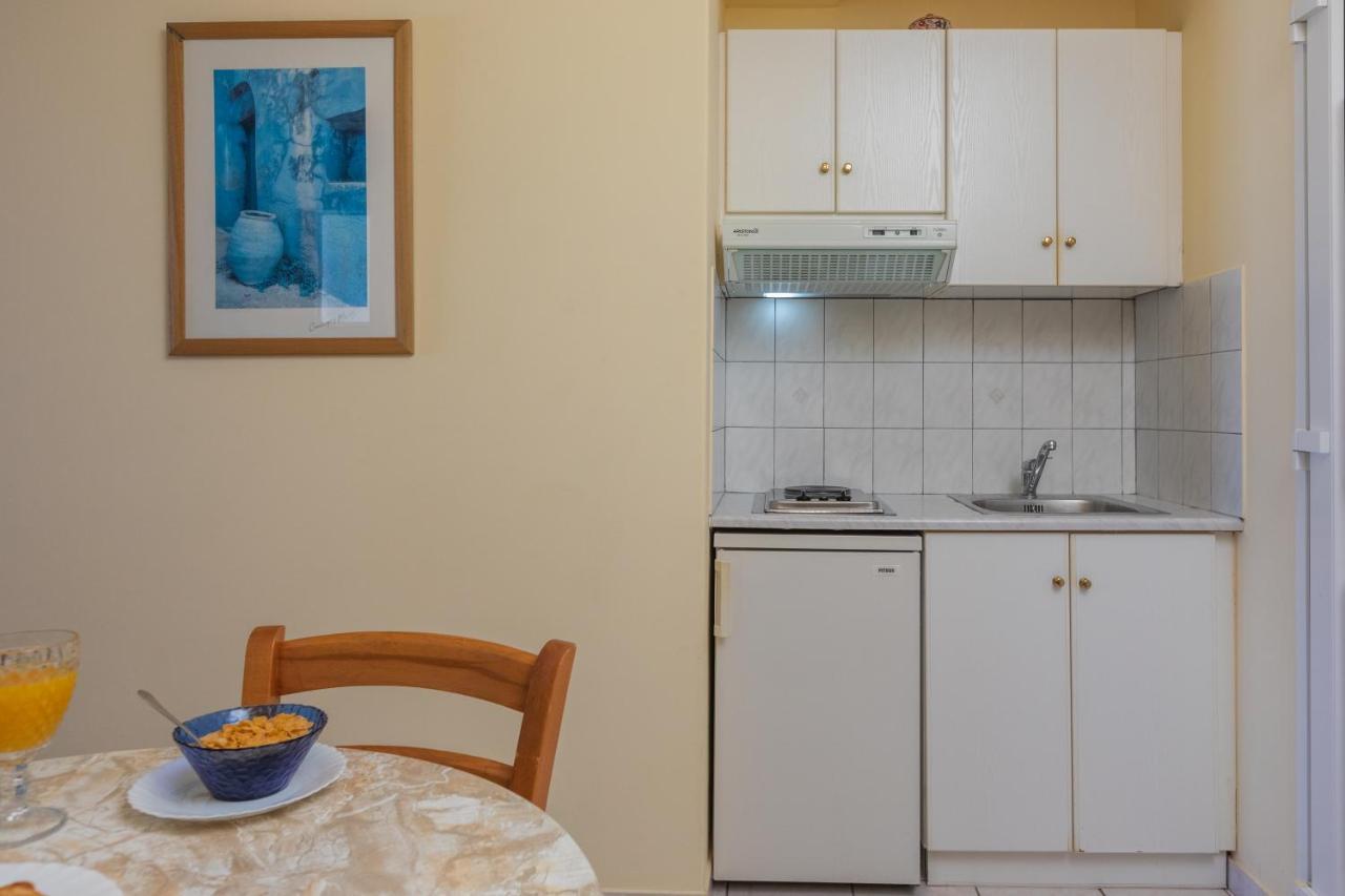 לואורדטה Garbis Villas & Apartments מראה חיצוני תמונה
