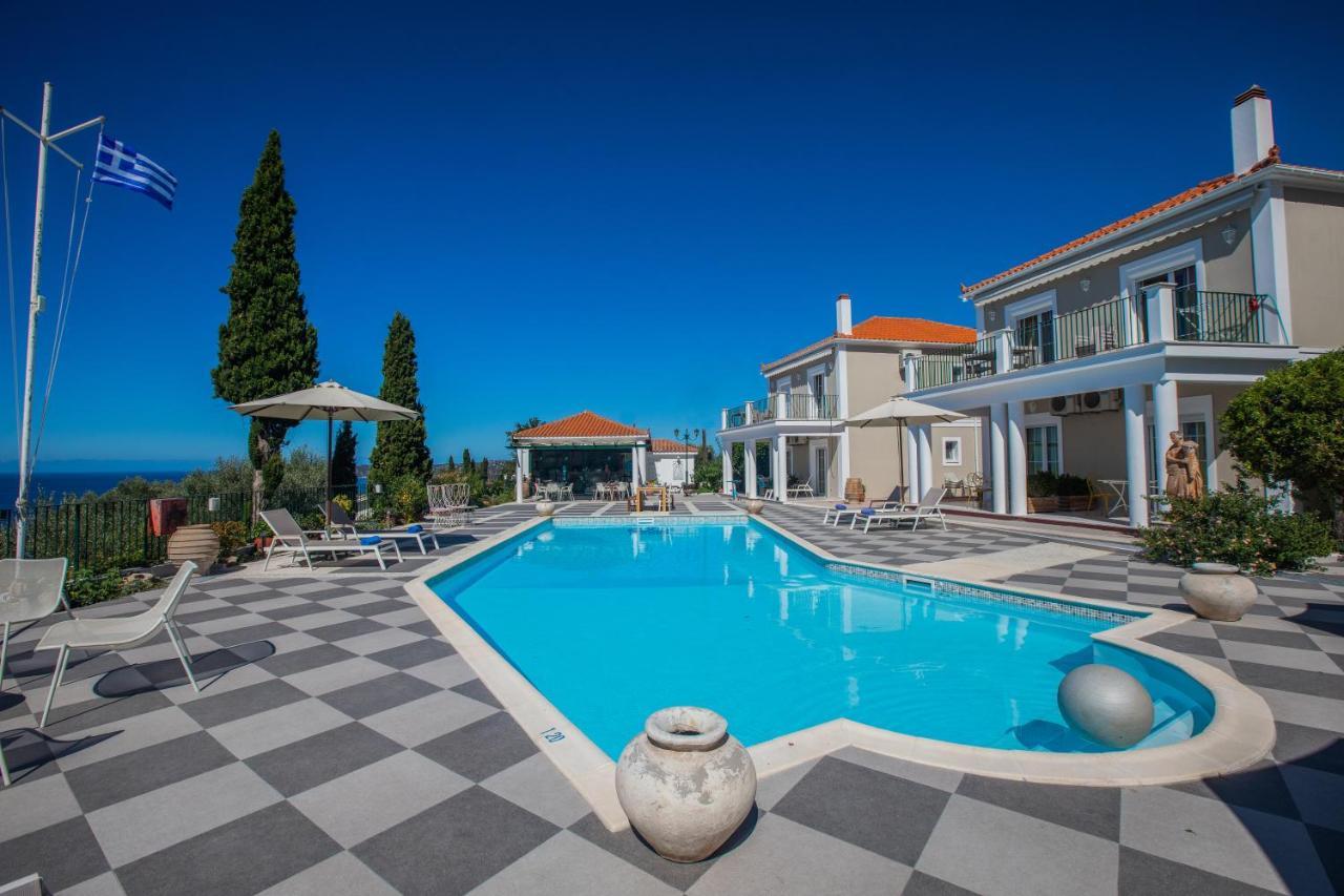 לואורדטה Garbis Villas & Apartments מראה חיצוני תמונה