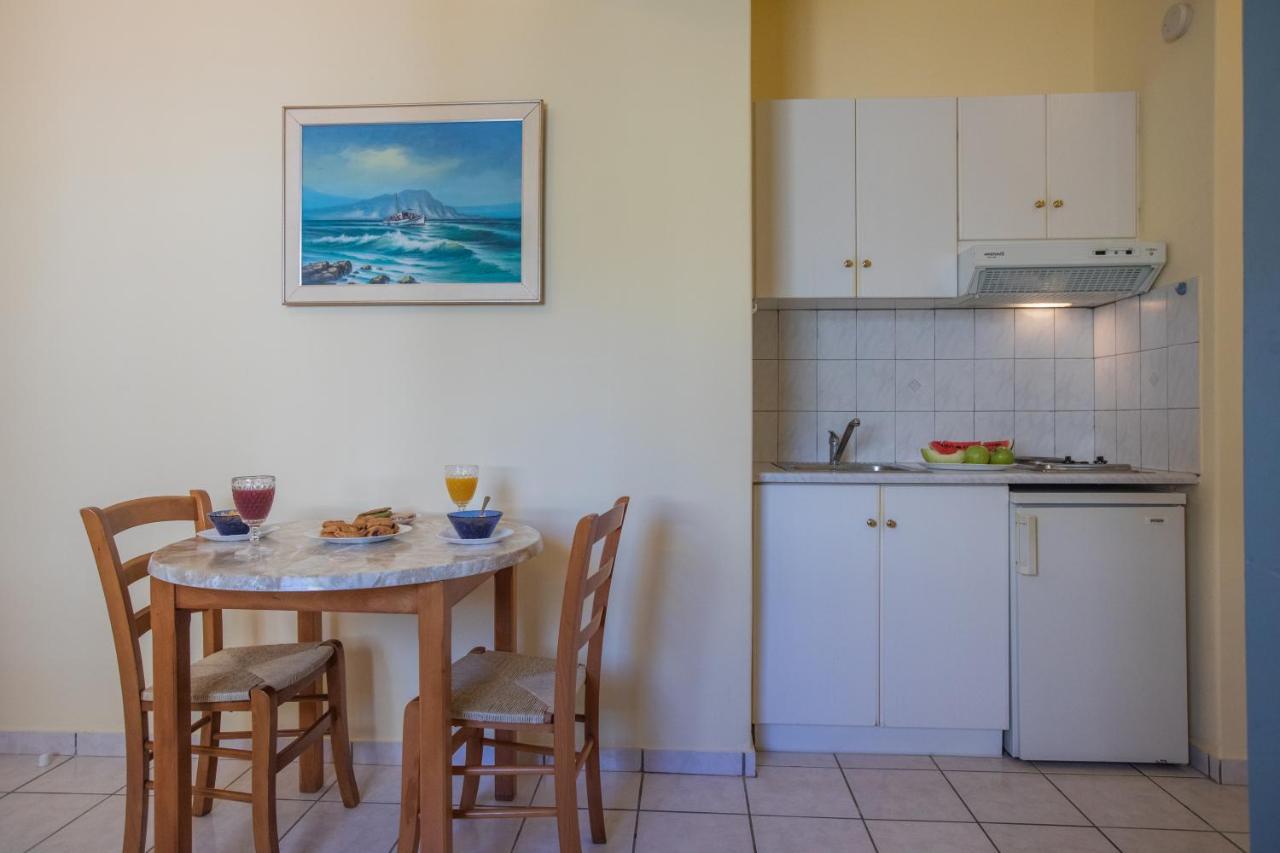 לואורדטה Garbis Villas & Apartments מראה חיצוני תמונה