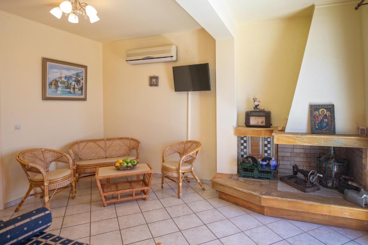 לואורדטה Garbis Villas & Apartments מראה חיצוני תמונה