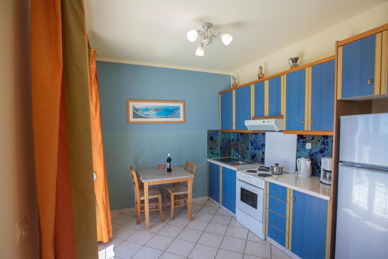 לואורדטה Garbis Villas & Apartments מראה חיצוני תמונה