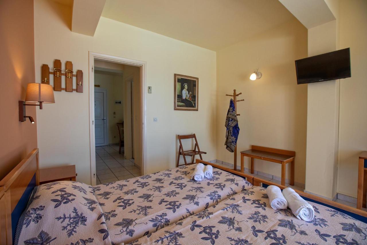 לואורדטה Garbis Villas & Apartments מראה חיצוני תמונה