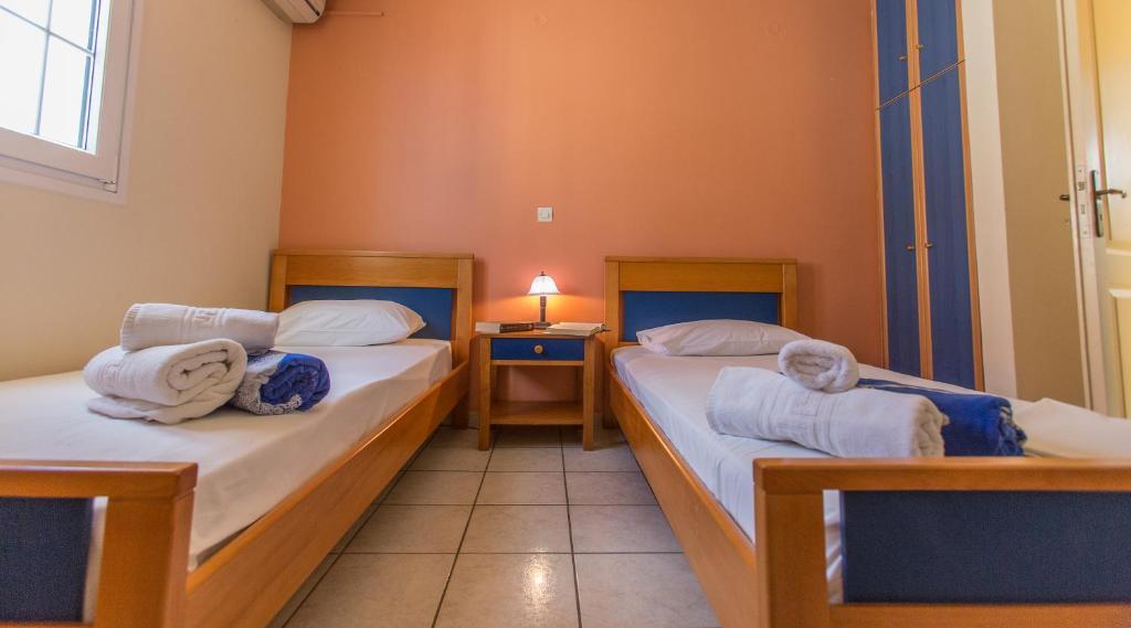 לואורדטה Garbis Villas & Apartments מראה חיצוני תמונה