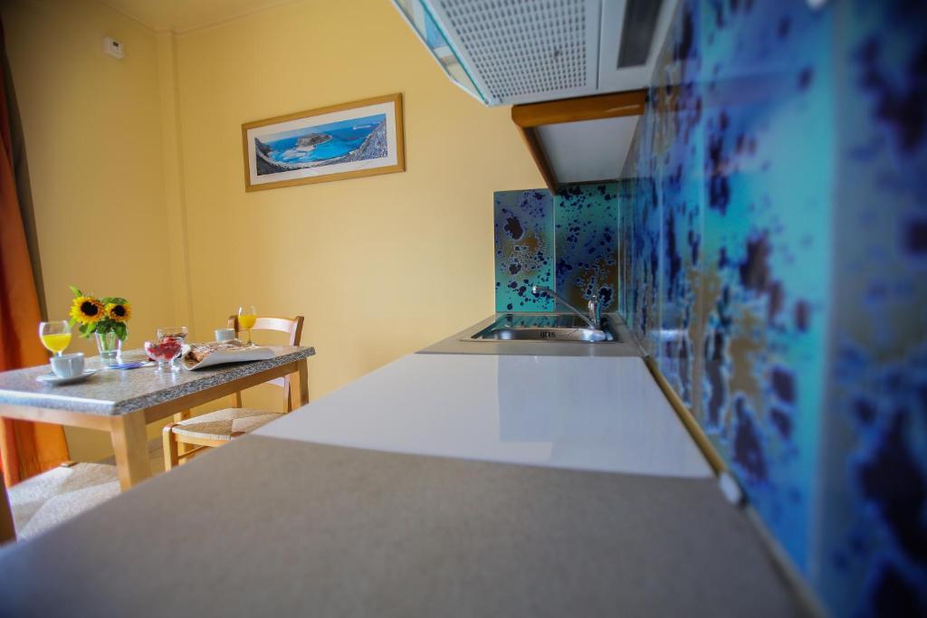 לואורדטה Garbis Villas & Apartments מראה חיצוני תמונה