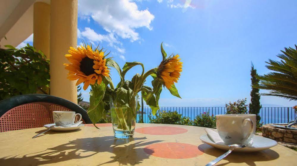 לואורדטה Garbis Villas & Apartments מראה חיצוני תמונה